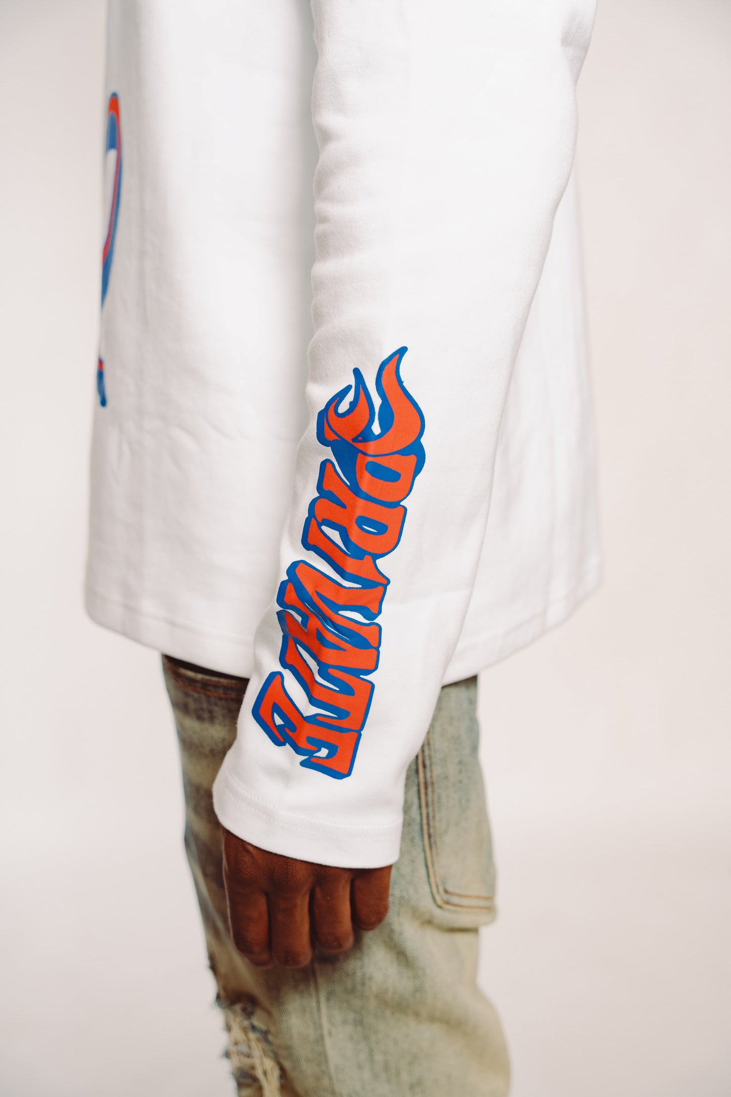 PR1VATE BLUEBLOOD LONGSLEEVE 22