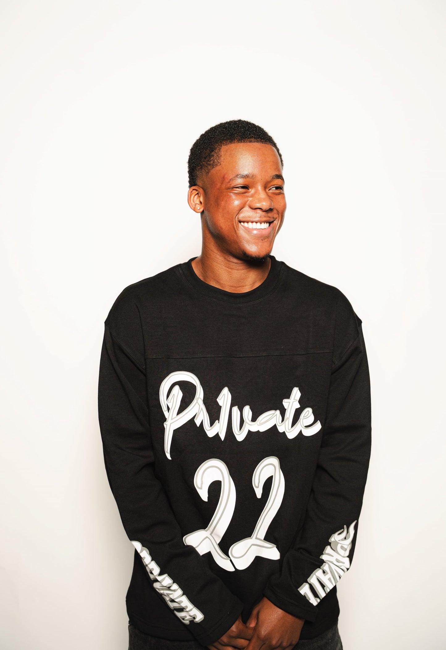 PR1VATE BLACK WITH WHITE LONGSLEEVE 22